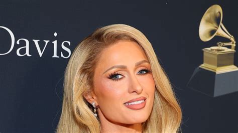 paris hilton nackt|Paris Hilton is nude in new magazine photoshoot